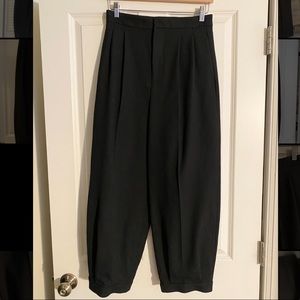 Zara Black Wide Leg Carrot Shaped Pants